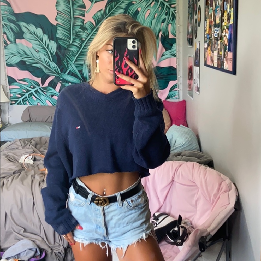 TOMMY CROPPED SWEATER